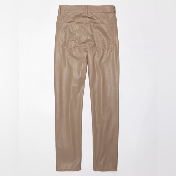 (#129) AMERICAN EAGLE Stretch Vegan Leather Super High-Waisted Straight Pant - Picture 5 of 6